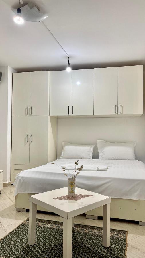 Brilant Studio Apartment City Center Tirana Exterior photo